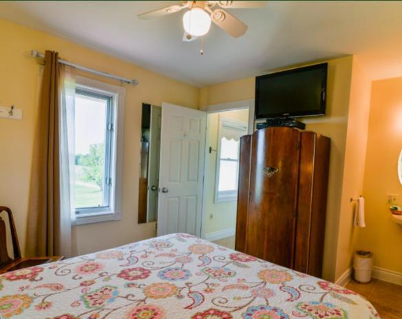 Country Hermitage Bed & Breakfast Acme Екстериор снимка