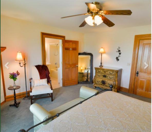 Country Hermitage Bed & Breakfast Acme Екстериор снимка